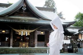 阿蘇神社参道の老舗料理旅館　つるや 